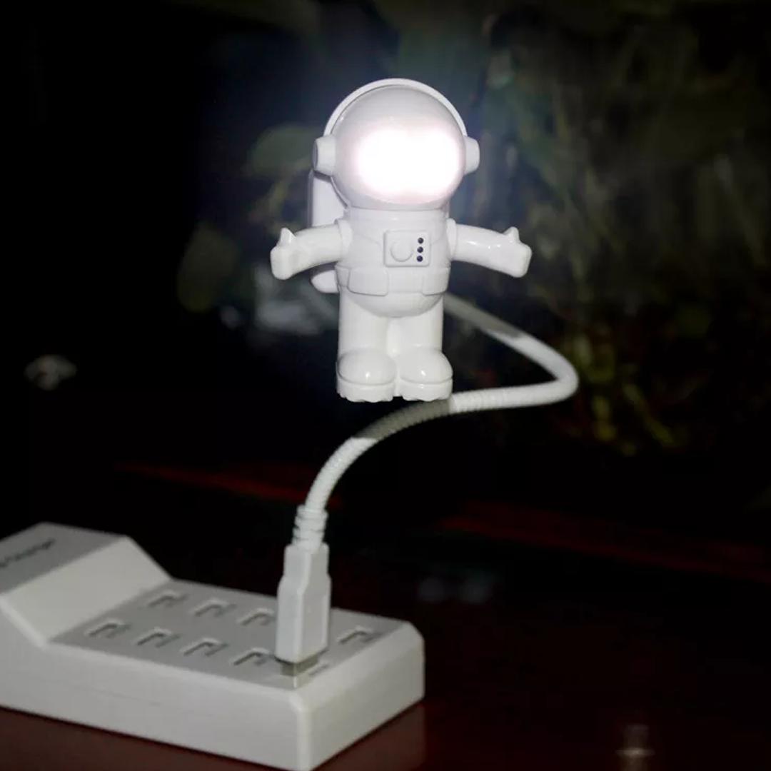 NUEVA! Lámpara astronauta 👩‍🚀🪐 ☑️Incluye Baterias 🤩🤩 Pide la tuya al  dm📩 #lampara #ventasccs #sales #venezuela